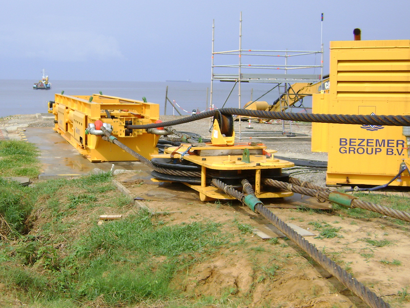 MOHO Nord Field Project Congo 500 Ton Linear Winch CPM 1100 | Bezemer Group MOHO Nord Field Project Congo 500 Ton Linear Winch CPM 1100 | Bezemer Group