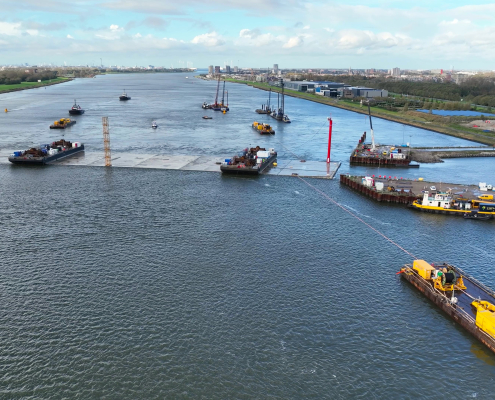 Maasdeltatunnel Project Blankenburgverbinding - Linear Winches on barge